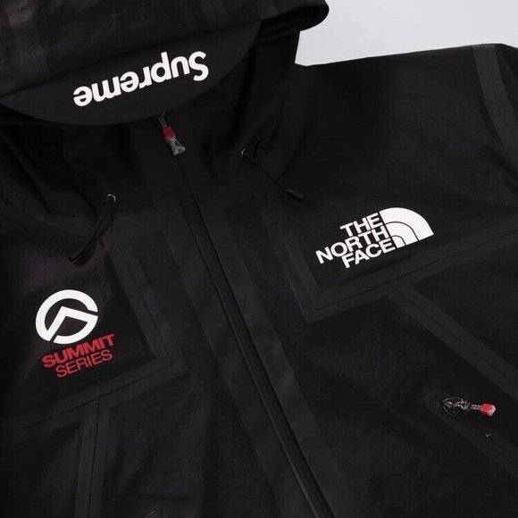 Supreme/The North Face® Summit Series Outer Tape Seam Jacket - Picture 2 of 8